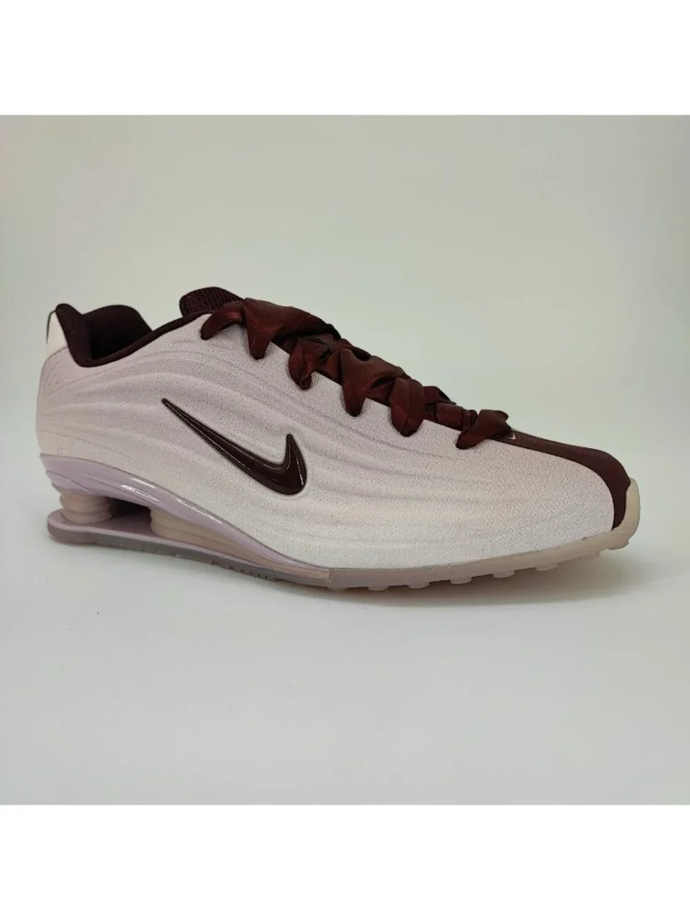 Nike Shox Z SE Women's Size 8 US Sneakers Synthetic Leather Red IQ3364-627